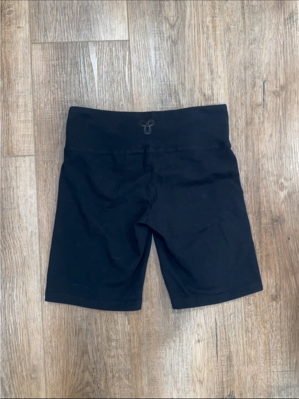 Aritzia TNA black cotton & spandex biker shorts